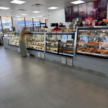 Vicky Bakery - Bakeries Near Me - Palm Beach Gardens, Florida
