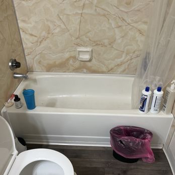 We Clean Valley Homes - Home Cleaning Near Me - Modesto, California We Clean Valley Homes - Home Cleaning Near Me - Modesto, California