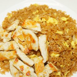 Grilled chicken fried rice
