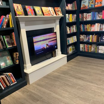 Bookery Manchester - Little Reading nook - Bookstores Near Me - Manchester, New Hampshire