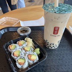 Gong Cha Albany - Delicious bubble tea and there is a sushi shop in the same building