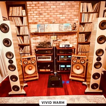 White Rabbit Records - Vinyl Records Near Me - Fullerton, California
