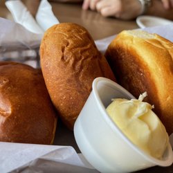 Bull Creek Cafe & Grill - Fresh rolls and real butter!