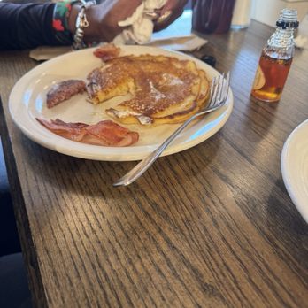 Cracker Barrel Old Country Store - Grandma's Breakfast - American Near Me - Fort Mill, South Carolina Cracker Barrel Old Country Store - Grandma's Breakfast - American Near Me - Fort Mill, South Carolina