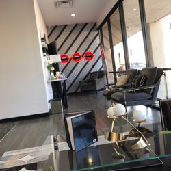 MINT dentistry | Lake Highlands - Waiting area