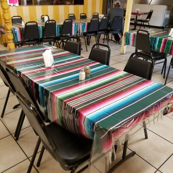 Tacos Sahuaro - Decor inside - Tacos Near Me - Phoenix, Arizona Tacos Sahuaro - Decor inside - Tacos Near Me - Phoenix, Arizona