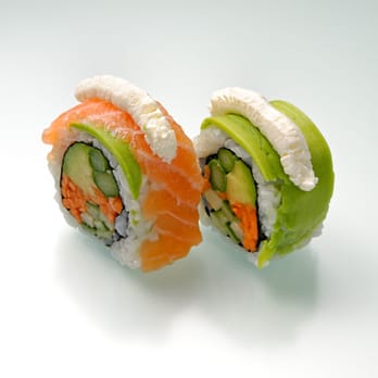 Restaurant Mizu - Philadelfia Roll Lachs & Veggi - Sushi Bars Near Me - Hamburg, HH Restaurant Mizu - Philadelfia Roll Lachs & Veggi - Sushi Bars Near Me - Hamburg, HH