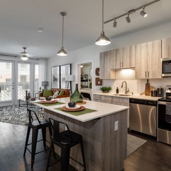 Broadway Chapter - Apartments Near Me - Ft Worth, Texas