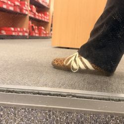 Kohl's - Leak oats print shoes