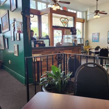 Dee's Place - Inside very large - Diners Near Me - Sebring, Florida