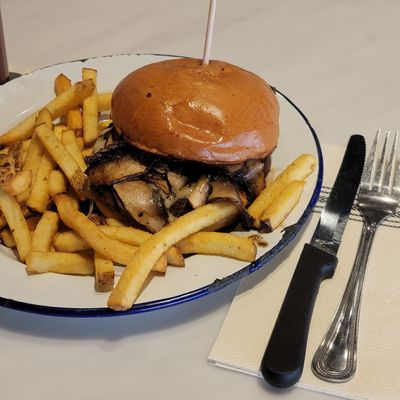 Haystack Burgers and Barley by null