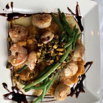 Coastal Kitchen - Shrimp and Scallops - Seafood Near Me - Saint Simons Island, Georgia