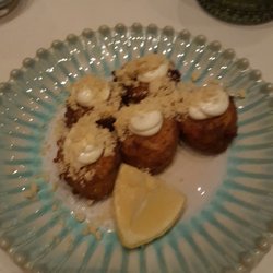 PLANTA Yorkville - Cauliflower tots