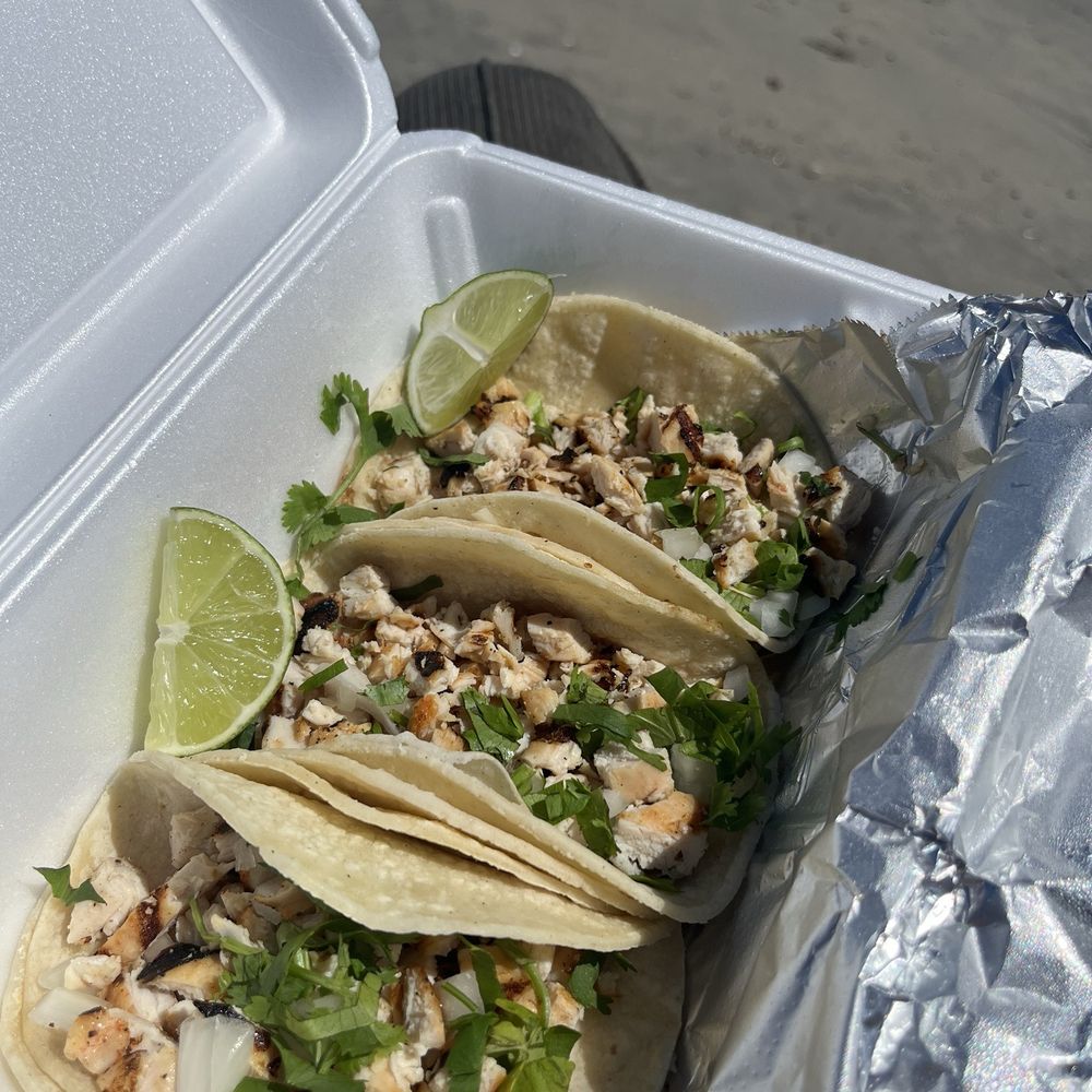 Cafe Costa Del Sol - pollo tacos - Salvadoran Near Me - Revere, Massachusetts