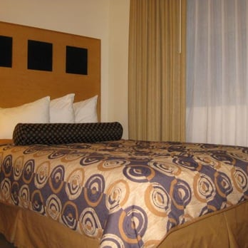 The Carlyle Inn - Double room with a view of Robertson - Hotels Near Me - Los Angeles, California The Carlyle Inn - Double room with a view of Robertson - Hotels Near Me - Los Angeles, California