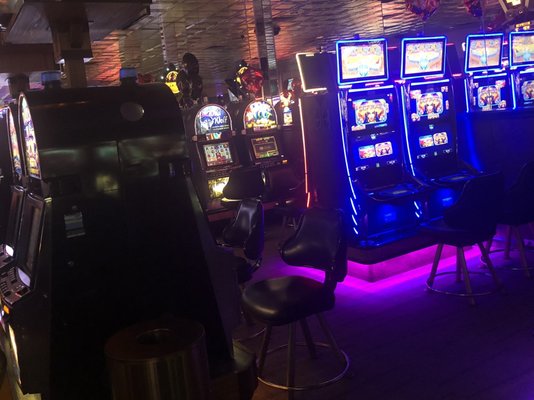 CACTUS JACK'S CASINO - 20 Avis - Casinos - 411 N Curry St, Carson ...