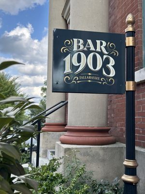 Bar 1903 by null