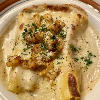 Liliana's Cottleville - Seafood Cannelloni - Italian Near Me - Cottleville, Missouri Liliana's Cottleville - Seafood Cannelloni - Italian Near Me - Cottleville, Missouri