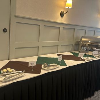 Earl's New American - Buffet table setup - Seafood Near Me - New Hope, Pennsylvania Earl's New American - Buffet table setup - Seafood Near Me - New Hope, Pennsylvania