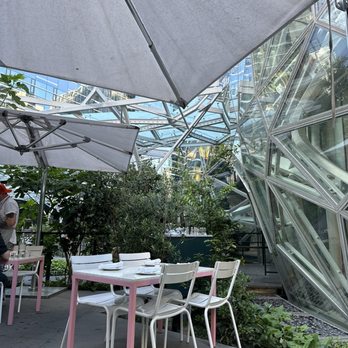 Willmott's Ghost - Outside - Italian Near Me - Seattle, Washington