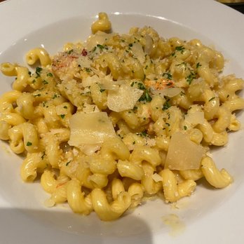 Green Turtle Inn - Lobster Mac and Cheese small plate - Seafood Near Me - Islamorada, Florida