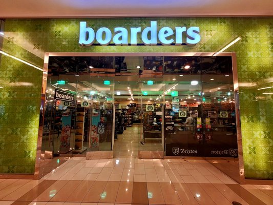 Boarders (skateshop) by null