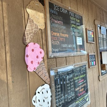 Front Porch Creamery - Ice Cream & Frozen Yogurt Near Me - Danbury, North Carolina Front Porch Creamery - Ice Cream & Frozen Yogurt Near Me - Danbury, North Carolina