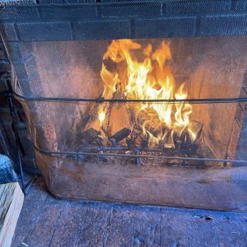 Big Bear Vacations - Evening fire at the cabin after walking the village looking at Christmas lights. - Vacation Rentals Near Me - Big Bear Lake, California Big Bear Vacations - Evening fire at the cabin after walking the village looking at Christmas lights. - Vacation Rentals Near Me - Big Bear Lake, California