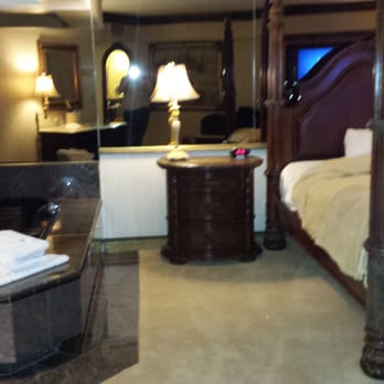 Peppermill Reno - Peppermill Tuscany Tower Suite. With Jacuzzi tub and steam shower. So relaxing. - Casinos Near Me - Reno, Nevada