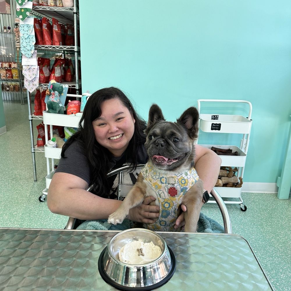 Salty Paws - Pet Stores Near Me - Milwaukee, Wisconsin Salty Paws - Pet Stores Near Me - Milwaukee, Wisconsin