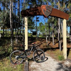 Trek Trails - Aterro Park - Signage