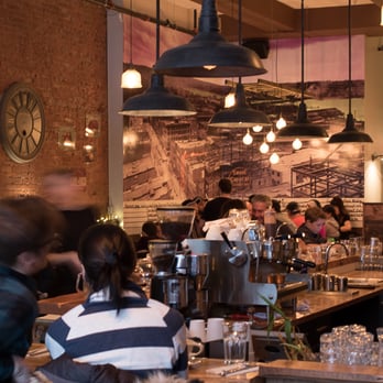 Catch 122 - Breakfast & Brunch Near Me - North Vancouver, British Columbia