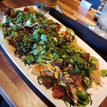 Yard House - Poke Nachos - New American Near Me - Concord, California