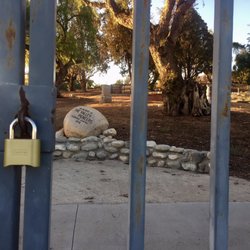 Fairmount Cementary - Lock on the entrance to get in