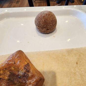 Paris Baguette - Quiche Lorraine and sweet rice ball - Bakeries Near Me - Rockaway, New Jersey Paris Baguette - Quiche Lorraine and sweet rice ball - Bakeries Near Me - Rockaway, New Jersey