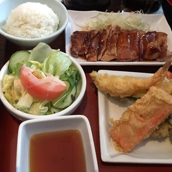 Sushiholic - Japanese Near Me - Novato, California