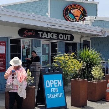 Sam's Chowder House - Entrance. - Seafood Near Me - Half Moon Bay, California Sam's Chowder House - Entrance. - Seafood Near Me - Half Moon Bay, California