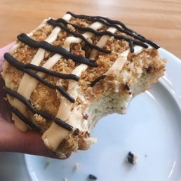 ban'annie oatley donut - dipped donut co