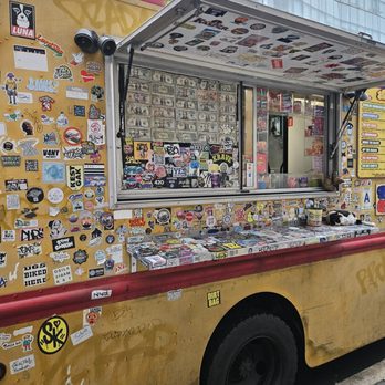 Bodega Truck - Order here - Food Trucks Near Me