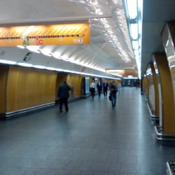 Metro Národní Třída - Peron