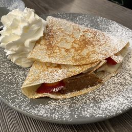 Strawberry with cheesecake crepe
