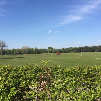 Red Golf Moorfleet - Golf Near Me - Hamburg, SH