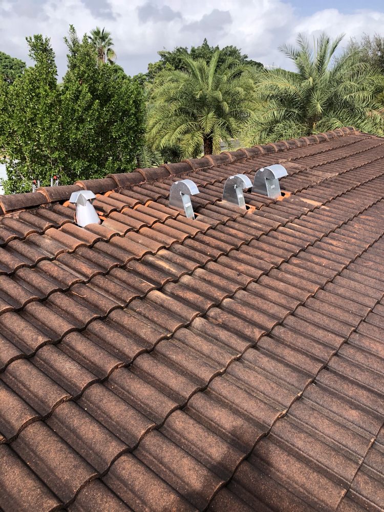 Slide of Roof Repair Specialty