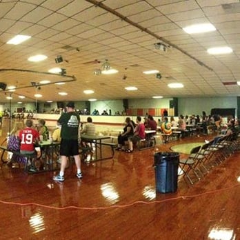 Springfield Skateland - Roller Derby Bout. - Skating Rinks Near Me - Springfield, Missouri