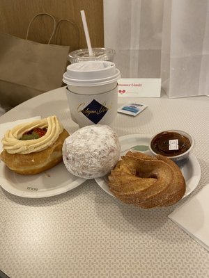 Cardigan Donuts - City Center by null