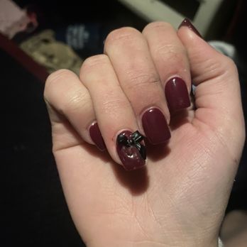 Weekend Nails - This is when the bow broke off almost. - Nail Technicians Near Me - Las Vegas, Nevada Weekend Nails - This is when the bow broke off almost. - Nail Technicians Near Me - Las Vegas, Nevada