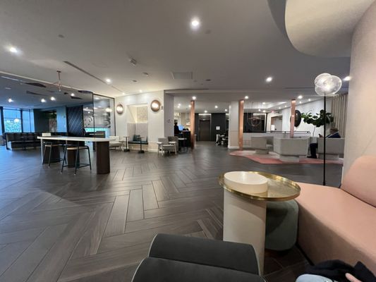 The Ven at Embassy Row, Washington, D.C., a Tribute Portfolio Hotel by null