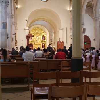 San Fernando Cathedral - Churches Near Me - San Antonio, Texas
