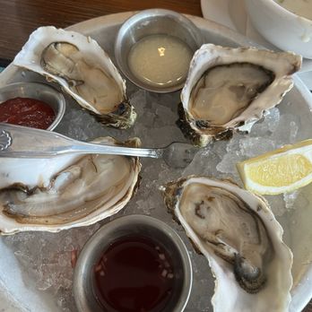 Sam's Chowder House - Seafood Near Me - Half Moon Bay, California