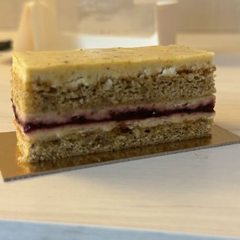 Salut Paris Bakery - Pistachio cake - Desserts Near Me - Dallas, Texas Salut Paris Bakery - Pistachio cake - Desserts Near Me - Dallas, Texas